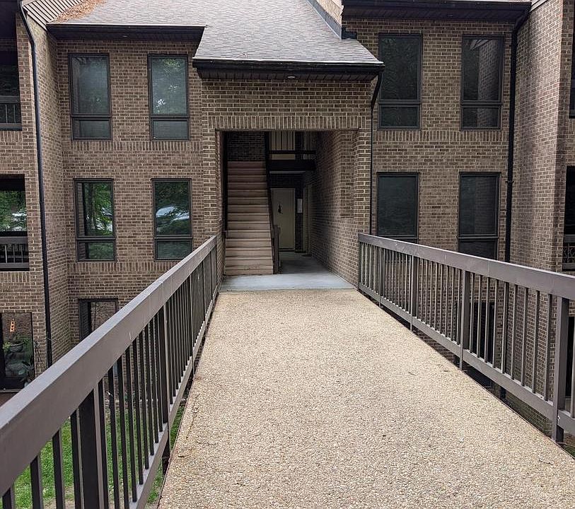 1st image of 23313 Sugar Maple Ct #6C
