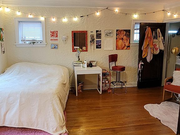 2nd image of 3247 N Bartlett Ave APT 4