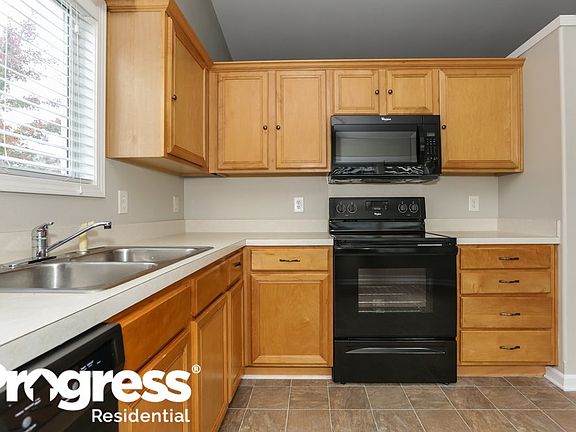 4th image of 9910 Orchard Grass Ct