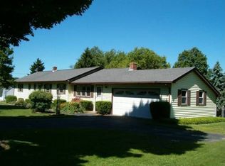 33 Stockwell Rd, Hadley, MA 01035