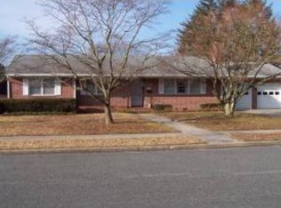 742 Woodlawn Ave, Seaford, DE 19973