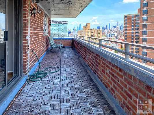 Rented by LoHo Realty | media 3