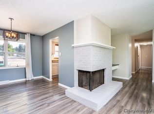632 Manor Ln, Cheyenne, WY 82009