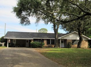 240 Forest Ct, Gulfport, MS 39507