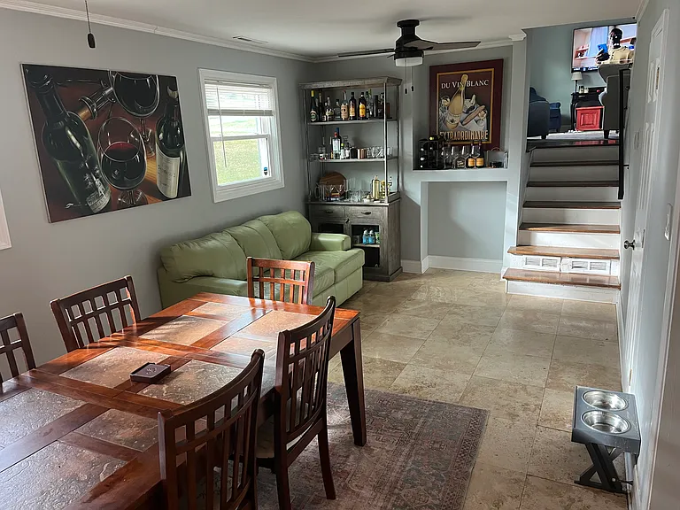 3420 Sargeant Dr — Photo 9