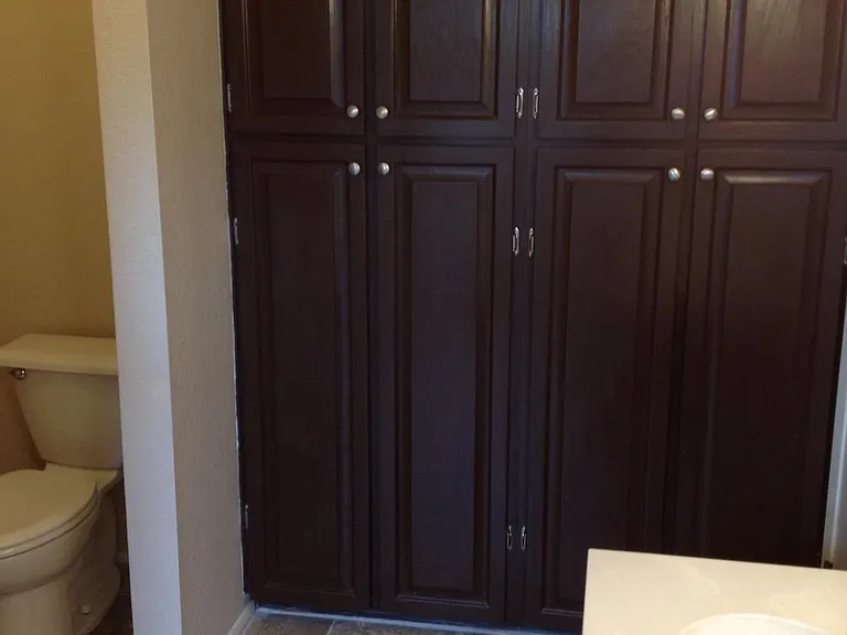 Master Linen Cabinets