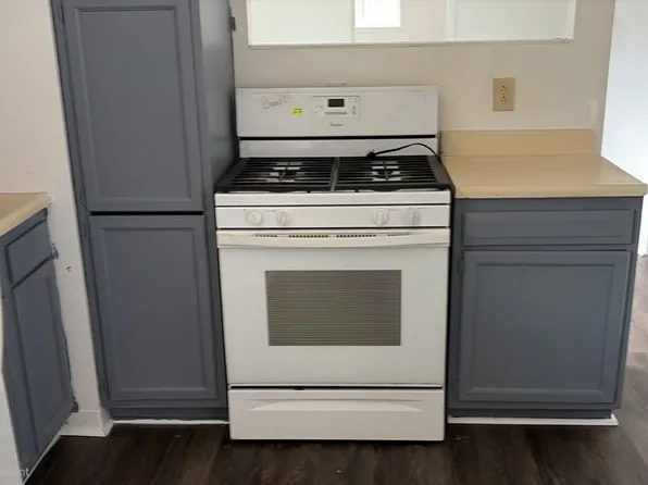 3229 W 73rd St APT 4, Cleveland, OH 44102