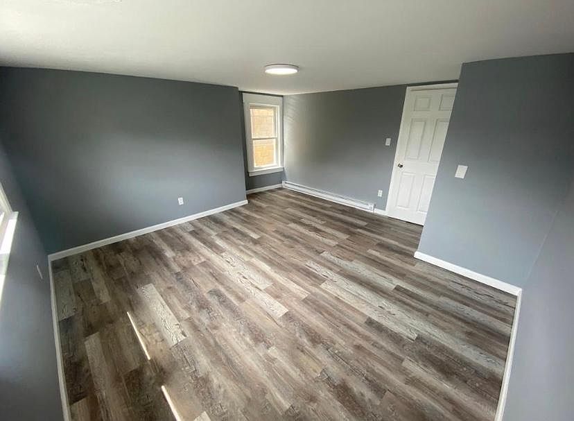 1st image of 19 Salem St #3