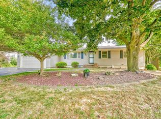 160 Kuhn Rd, Rochester, NY 14612