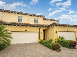 735 Lanai Cir APT 104, Melbourne, FL 32937