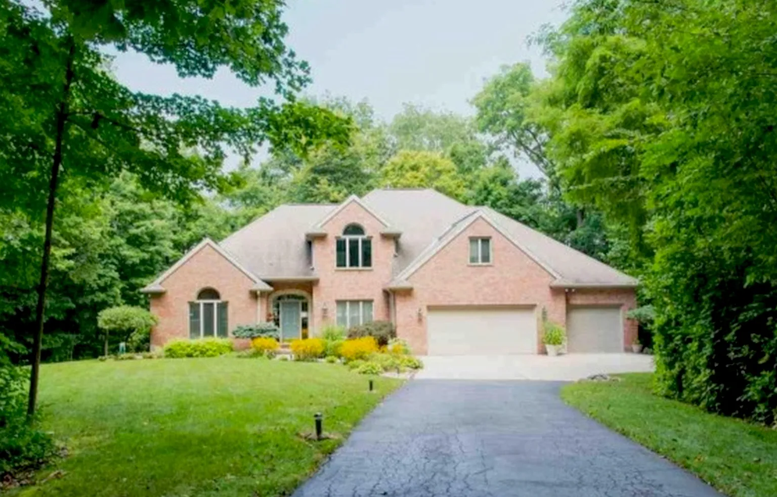 70 Oak Ridge Point photo 1