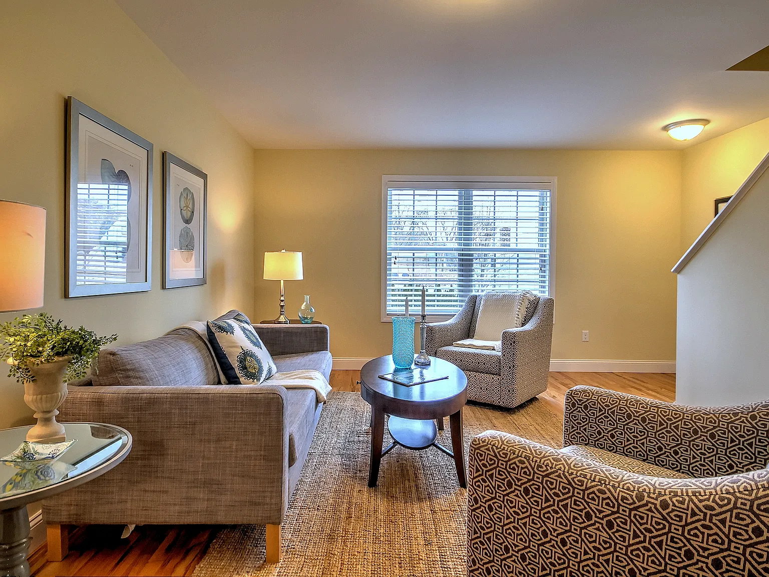 2 bed, 1.5 bath, 1644 sqft, $2,950 — Photo 3