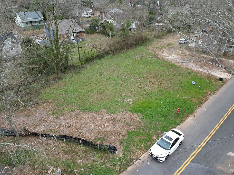 1st image of 613 Moody St