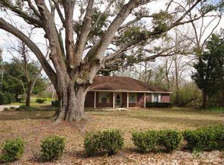 8891 Manley Rd, Fairhope, AL 36532