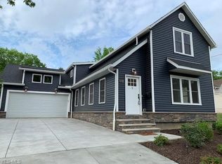 6902 Daisy Ave, Independence, OH 44131