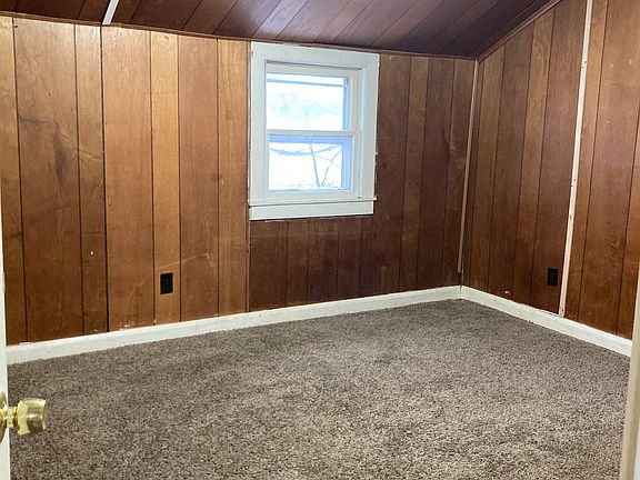 4th image of 2231 Warfel Ave #2