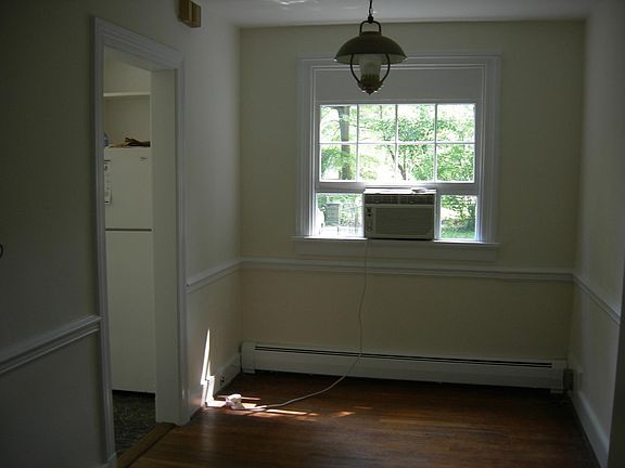 4th image of 5120 Forest Hill Ave