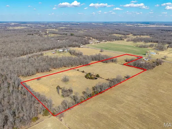 18249 Highway Hh, Lebanon, MO 65536