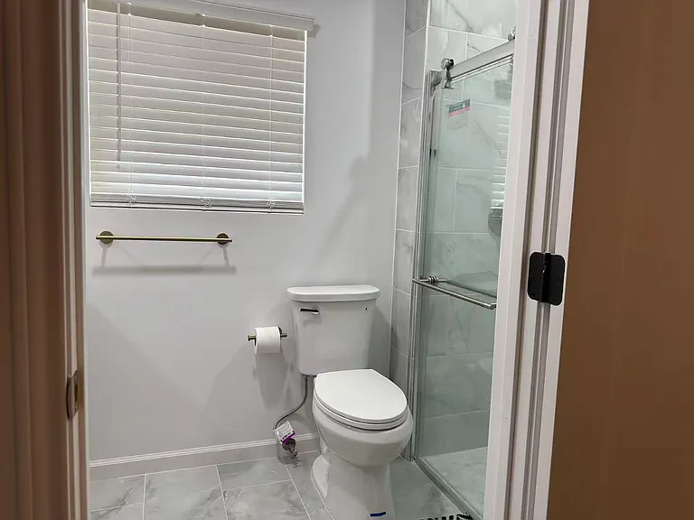 215 Montfort Dr — Photo 11