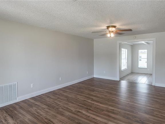 2nd image of 2639 Beal St