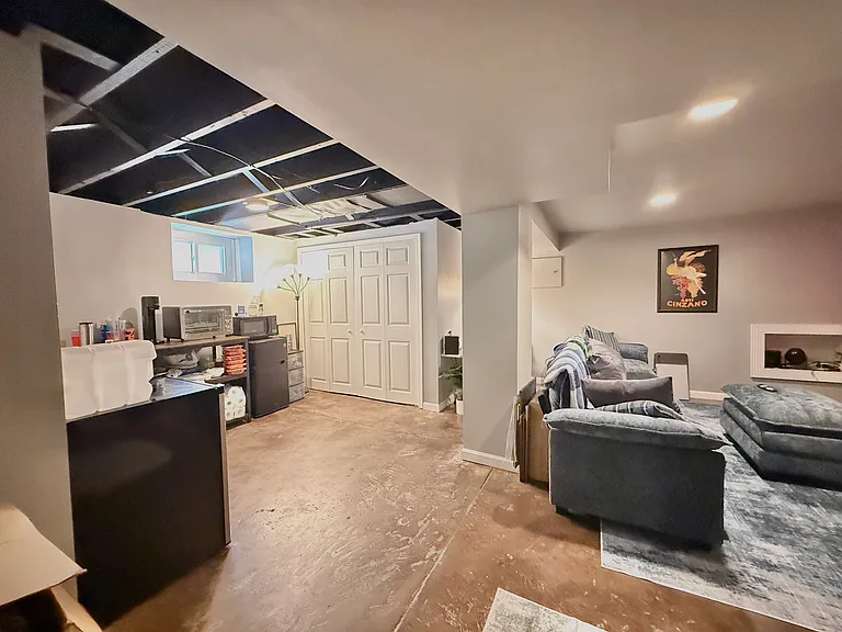 5457 Robert Ave — Photo 35