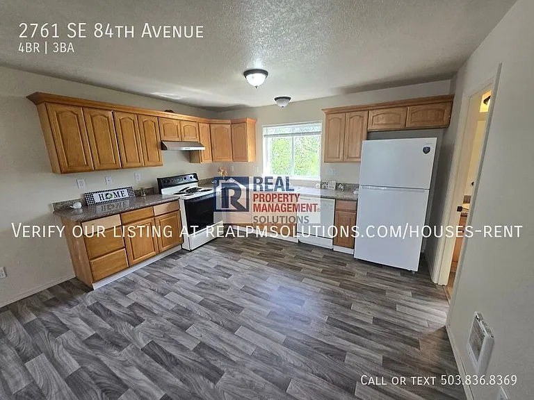 2761 SE 84th Ave — Photo 5