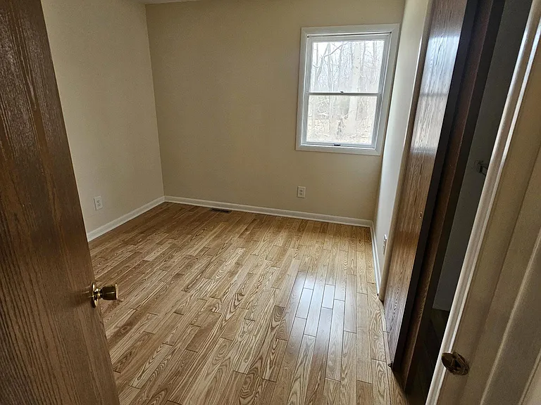 33 Cooks Ct — Photo 9