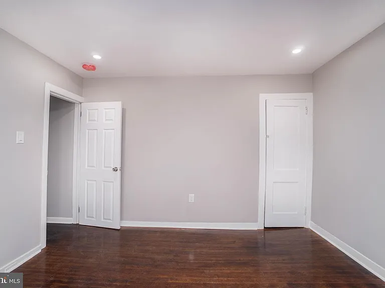 1001 Andrews Ave #5 — Photo 14
