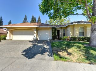 2913 Nelson Dr, Roseville, CA 95661