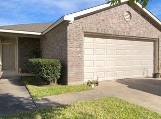 9614 Garrett Pine Ln, Houston, TX 77044