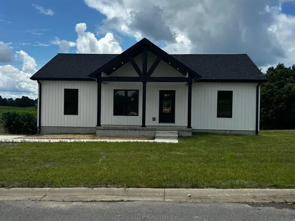 82 Temple Dr, Springfield, KY 40069