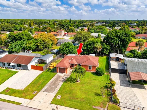 2060 51st ST SW, NAPLES, FL 34116