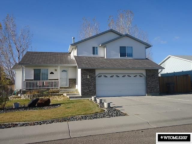 1st image of 237 Sunflower Ln