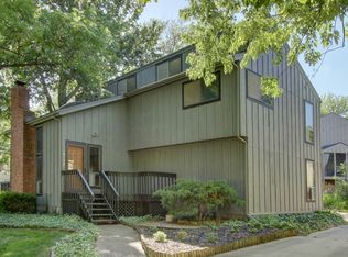 10108 Gillette St, Lenexa, KS 66215