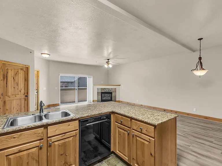 1684 W Fox Hollow Ln #H2 — Photo 7