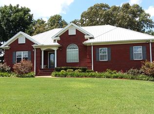 1901 Ann Rd, Lawrenceburg, TN 38464