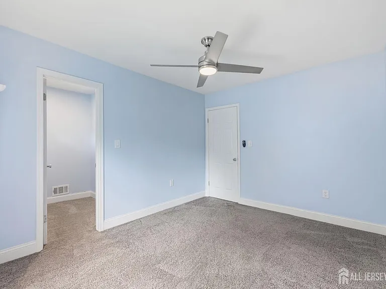 1609 Mulberry Ct — Photo 27