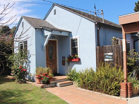 2nd image of 1008 W Micheltorena St