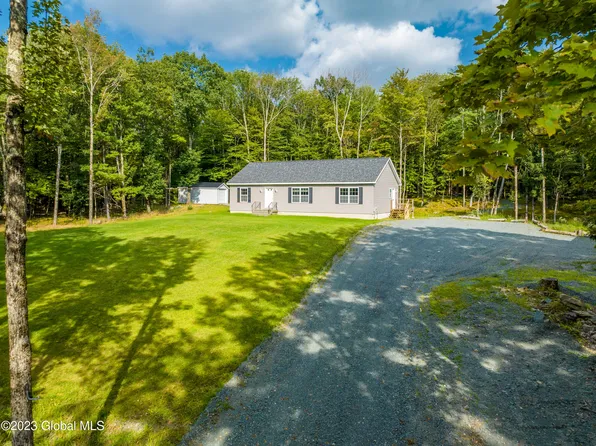 182 Foster Road, Cropseyville, NY 12052