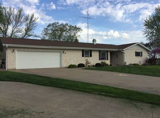6 Fairway Ct, Donnellson, IA 52625