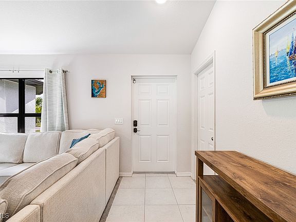 5th image of 1301 SE 23rd Ter