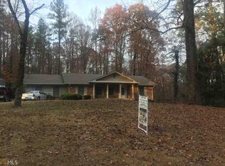 2975 Duke Of Gloucester, East Point, GA 30344
