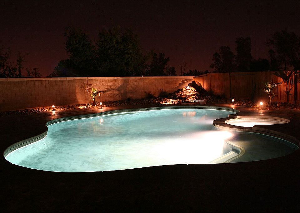 1st image of 460 Fisher Cir
