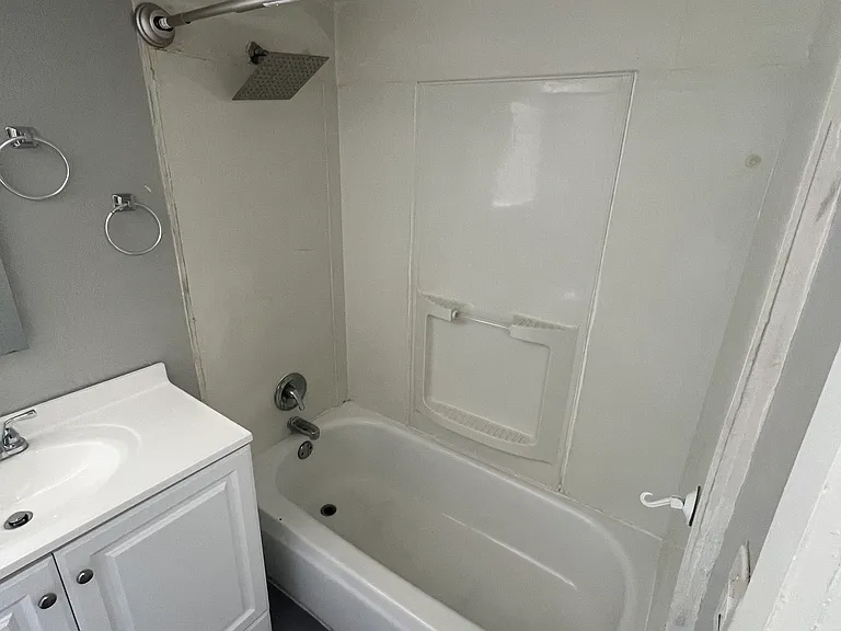 514 B St #A — Photo 12