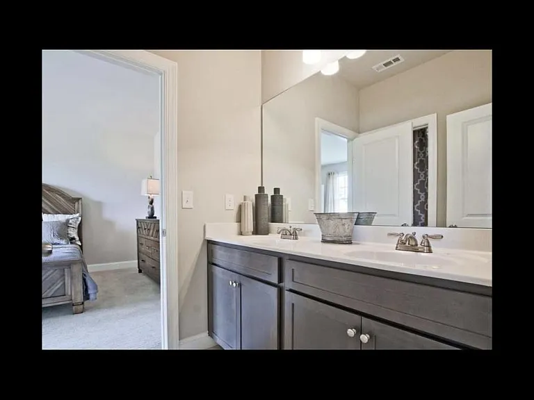 4604 Granite Hill Vw — Photo 2