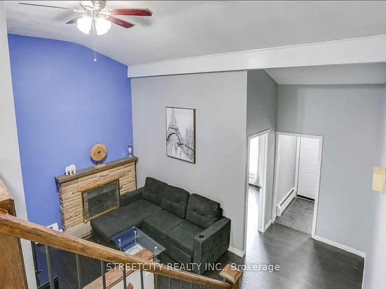 1337 Victoria Dr #UPPER — Photo 4