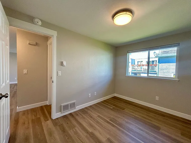 207 Dorn 8-plex — Photo 17