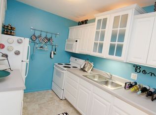 4904 Belle Chase Blvd APT 305, Lansing, MI 48910
