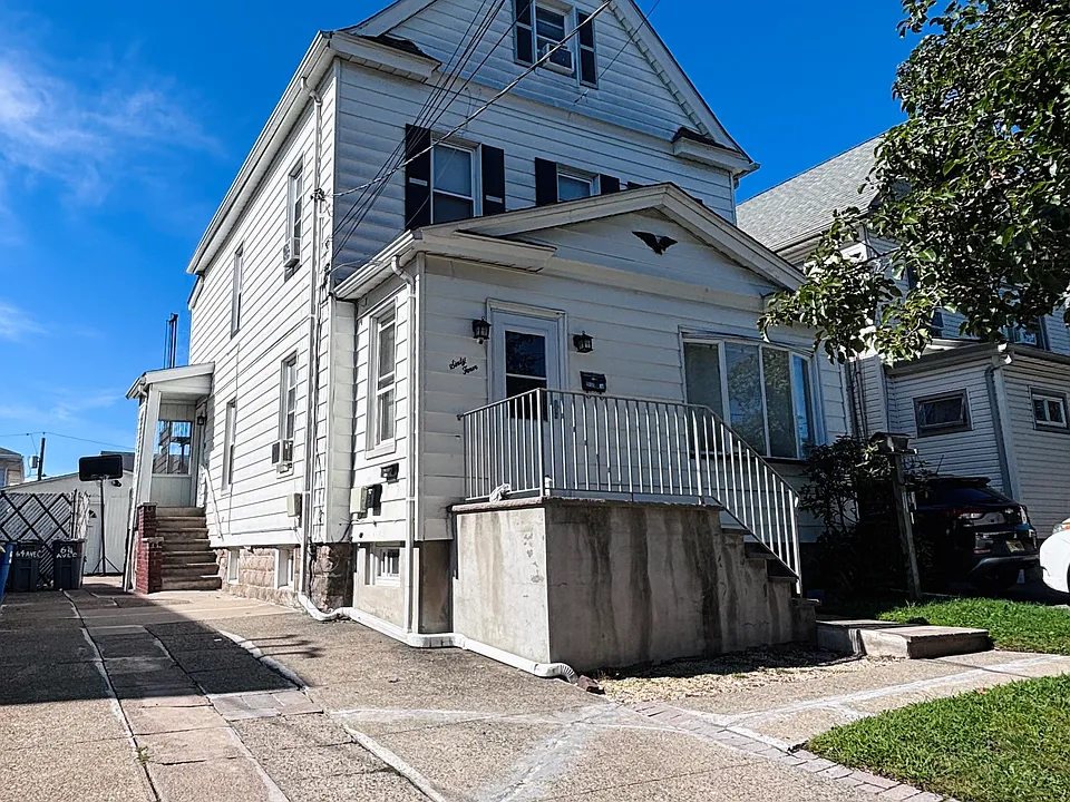64 Avenue C #2