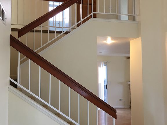 4th image of 24139 Falconer Dr